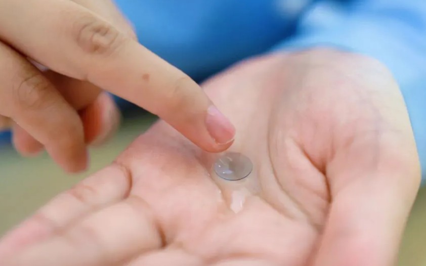 “你听，OK镜碎裂的声音！”冬季护理攻略赶紧安排上